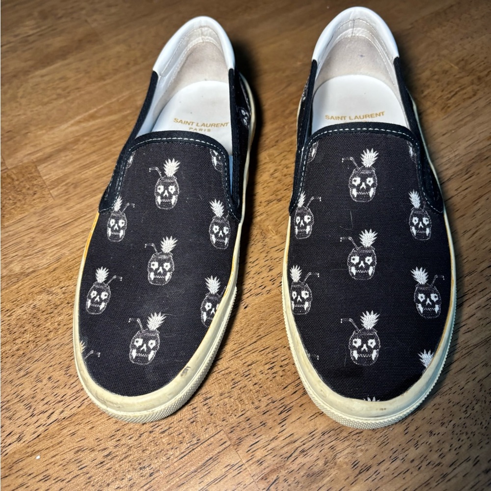 Saint Laurent Skull Print Slip-On Shoes